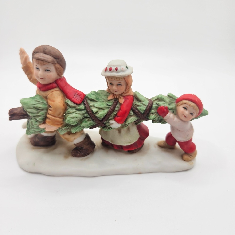 Vintage Lefton 07828 Christmas Kids Carrying‎ Tree Figurine 1990 Geo Z Lefton
